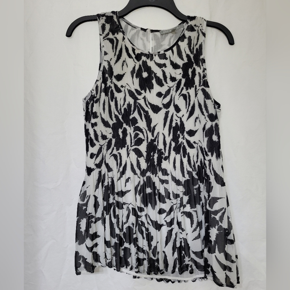 DANIEL RAINN Women's B/W Sleeveless Floral Blouse Pleated Peplum Size XS